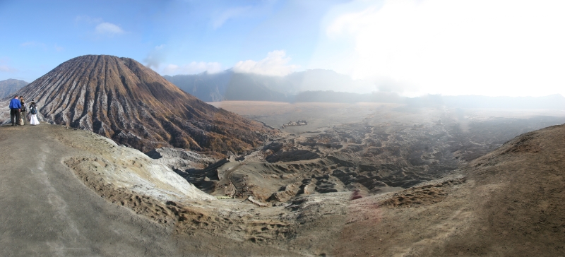 Mount Bromo, Java Indonesia 2.jpg - Indonesia Java. Mount Bromo